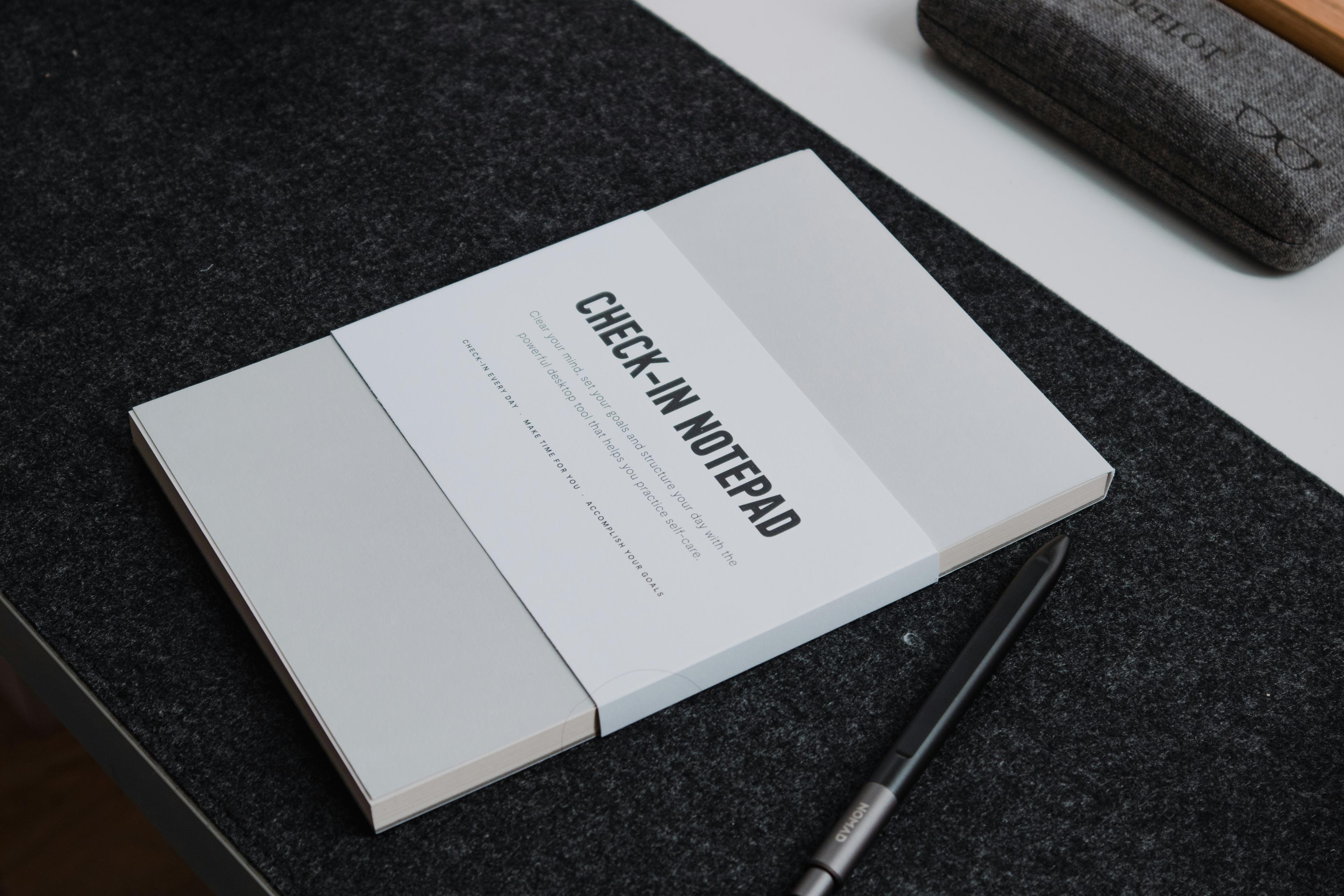 Open notebook, a private space to reflect